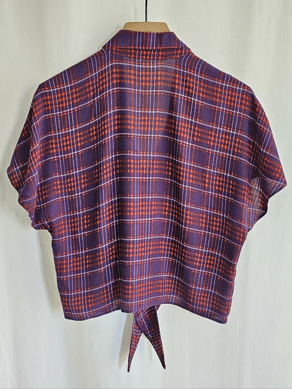 Aritzia Wilfred Free Tie-Front Button-Up Blouse - Picture 7 of 16